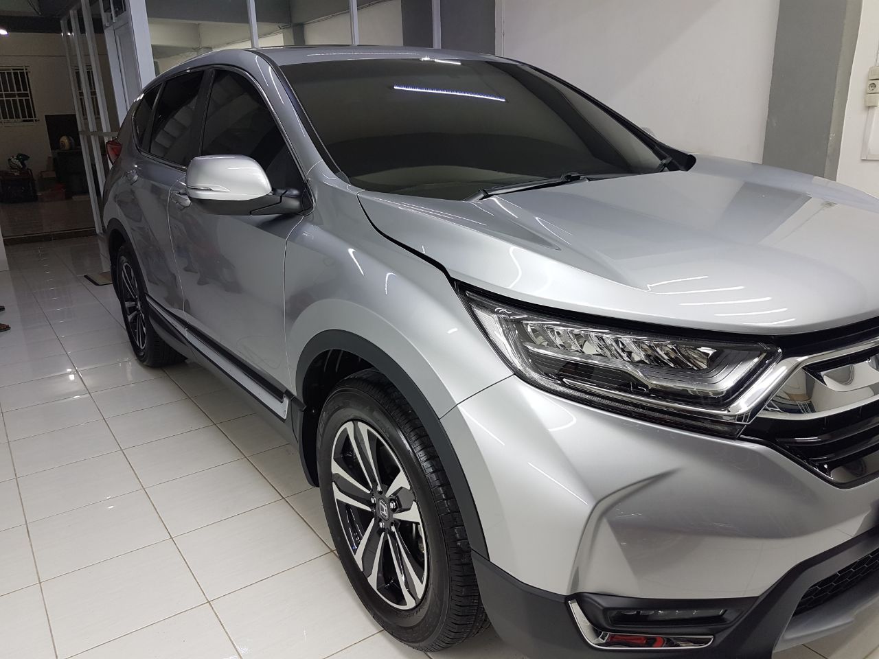 LAMINATING MOBIL PALEMBANG HONDA CRV TURBO (1)